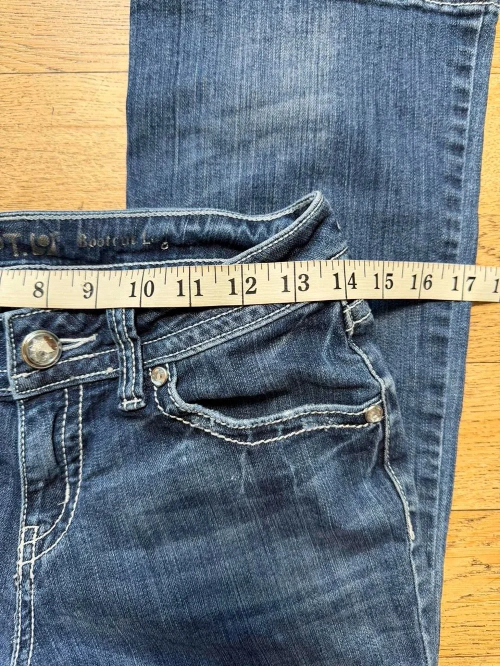Women’s Blue Denim Jeans - Classic Straight Fit